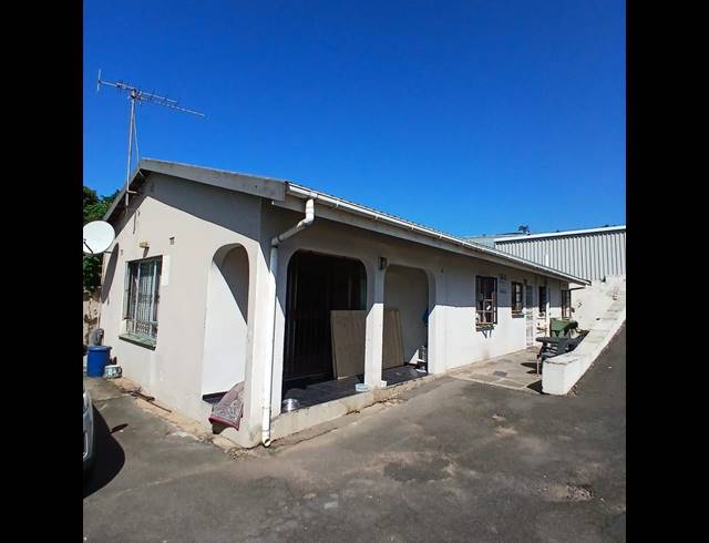 3 BEDROOM SIMPLEX FOR SALE IN LOTUS PARK